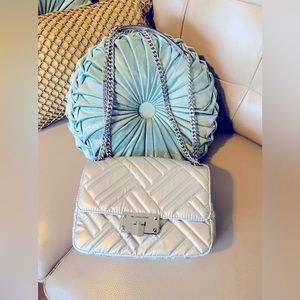 Metallic Silver Luxury Michael Kors Handbag! ❤️